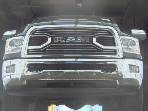 Used 2016 RAM 2500 Limited AWD/4WD image 8