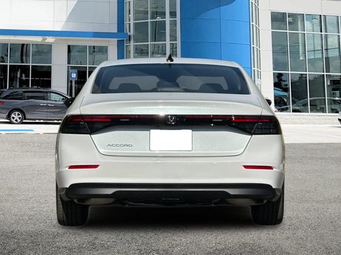 New 2025 Honda Accord SE image 5