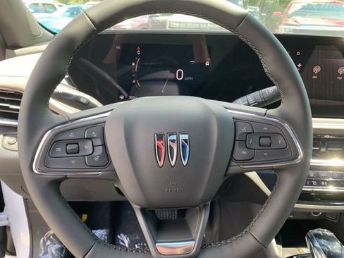 New 2025 Buick Envista Avenir image 15