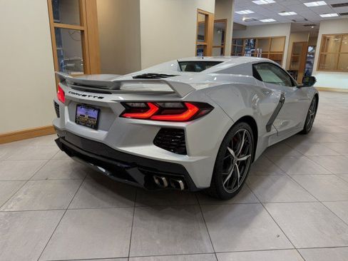 Used 2021 Chevrolet Corvette Stingray Premium Conv w/ Z51 Performance Package image 6