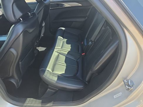 Used 2018 Lincoln MKZ Premiere image 13