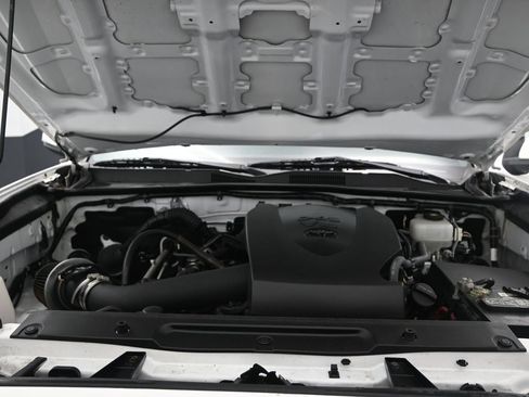 Used 2020 Toyota Tacoma TRD Off-Road AWD/4WD image 15