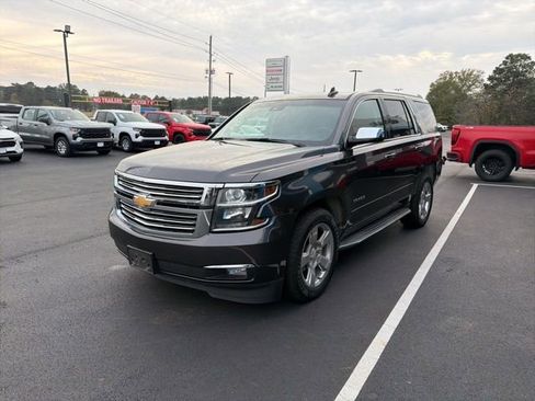 Used 2018 Chevrolet Tahoe Premier image 3