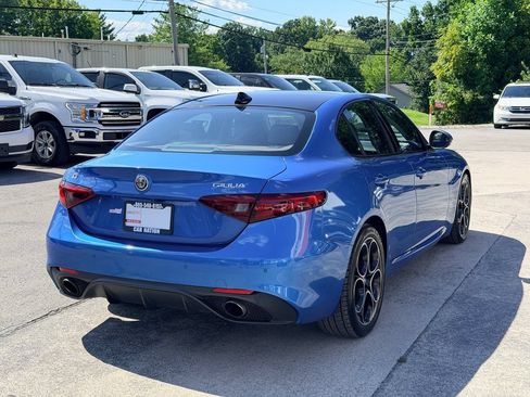 Used 2018 Alfa Romeo Giulia AWD image 6