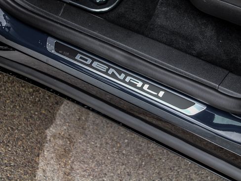 New 2027 GMC Acadia Denali Ultimate AWD/4WD image 23