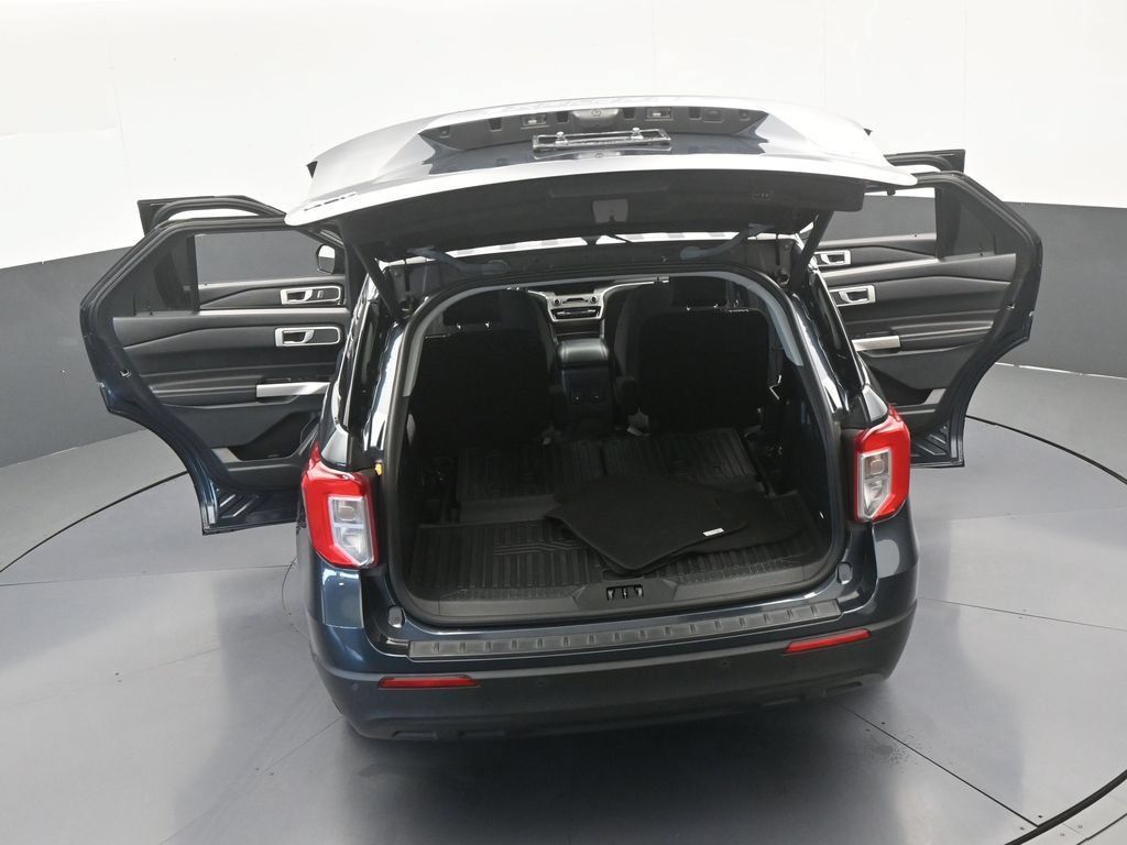 Used 2023 Ford Explorer XLT RWD image 63