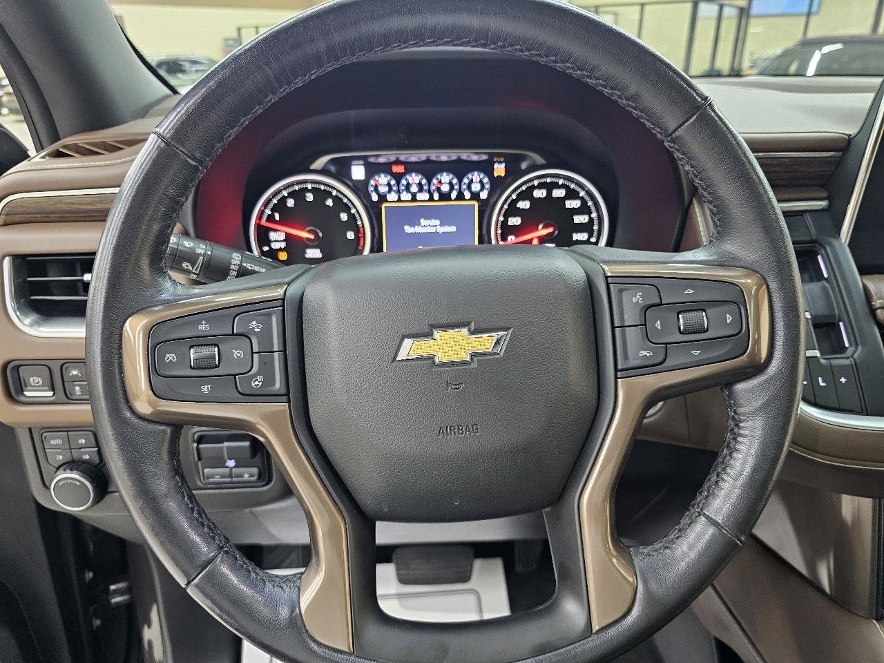 Used 2021 Chevrolet Tahoe High Country w/ Premium Package AWD/4WD image 32