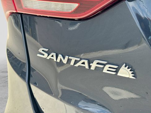 Used 2017 Hyundai Santa Fe Sport w/ 2.0T Ultimate Tech Package 05 AWD/4WD image 14
