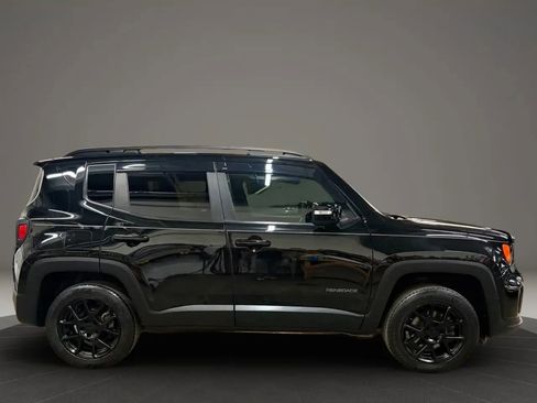 Used 2020 Jeep Renegade Altitude AWD/4WD image 6