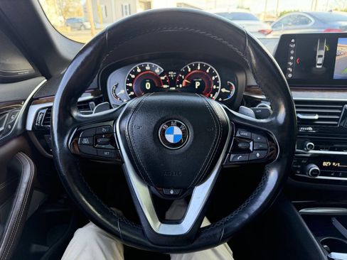 Used 2018 BMW 530i xDrive image 33