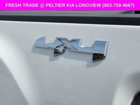 Used 2024 GMC Sierra 2500 Pro w/ Convenience Package image 8