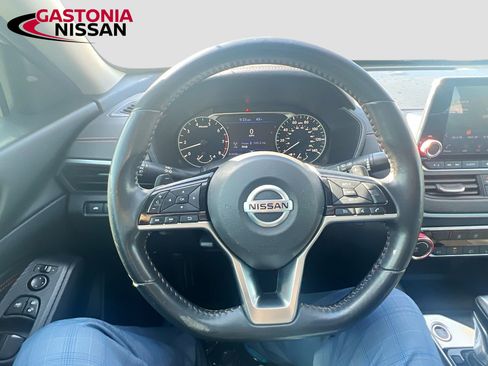 Used 2020 Nissan Altima 2.5 SR image 14
