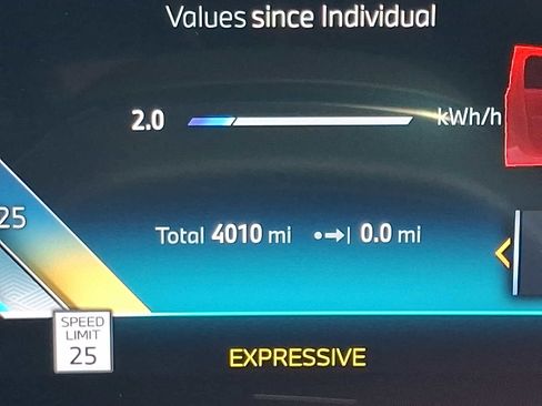 Used 2024 BMW i7 eDrive50 w/ M Sport Package image 21