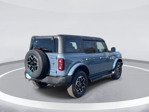 New 2025 Ford Bronco Outer Banks image 4