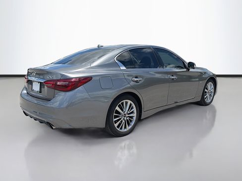 Used 2018 INFINITI Q50 Luxe w/ Essential Package (3.0T Luxe) RWD image 5