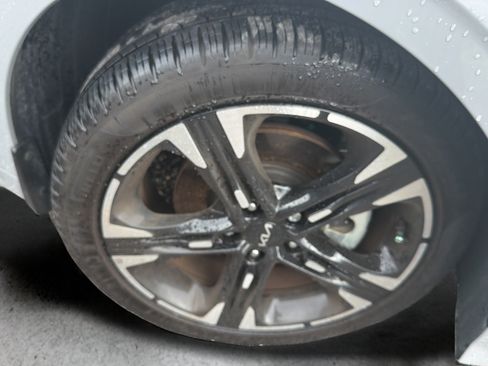 Used 2024 Kia K5 GT-Line FWD image 19