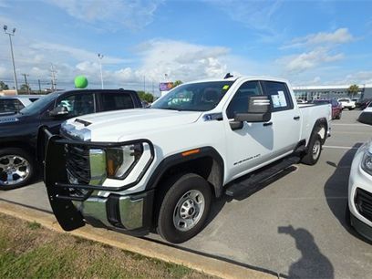Used 2024 GMC Sierra 2500 Pro w/ Convenience Package