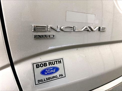 Used 2021 Buick Enclave Essence w/ Sound and Sites Package AWD/4WD image 13