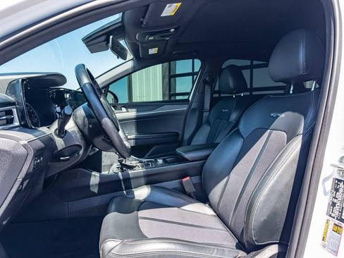Used 2022 Kia K5 GT-Line w/ GT-Line FWD Premium Package image 9