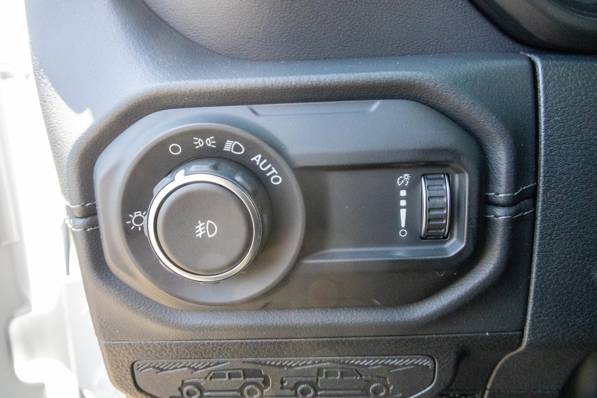 New 2027 Jeep Wrangler Unlimited Sahara AWD/4WD image 29