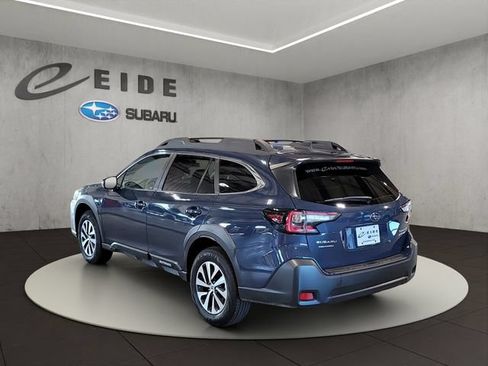 Used 2025 Subaru Outback Premium w/ Popular Package #1A AWD/4WD image 10