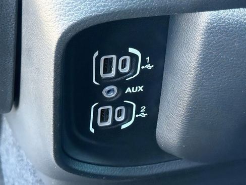 Used 2025 RAM 1500 Classic Warlock AWD/4WD image 19