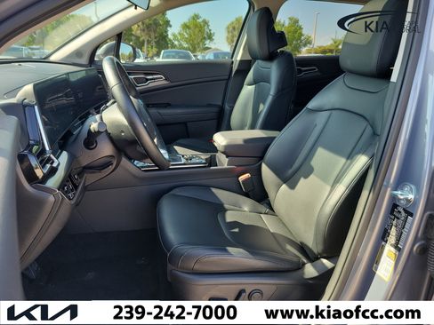 Certified 2025 Kia Sportage EX w/ Premium Package FWD image 21
