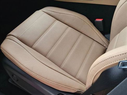 New 2026 Mercedes-Benz GLE 580 4MATIC image 4