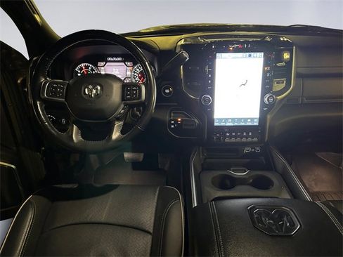 Used 2022 RAM 3500 Laramie image 10