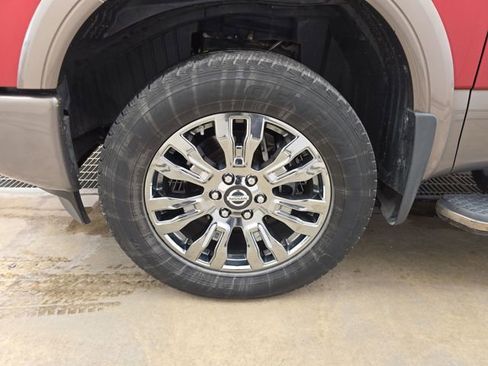 Used 2018 Nissan Titan Platinum Reserve w/ Platinum Utility Package image 26