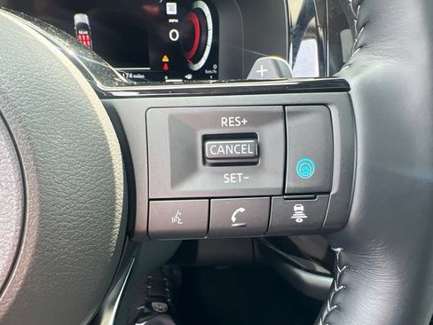Certified 2025 Nissan Pathfinder Platinum w/ Cargo Package AWD/4WD image 57