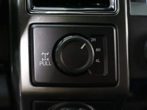 Used 2018 Ford F150 XLT w/ Equipment Group 302A Luxury AWD/4WD image 34