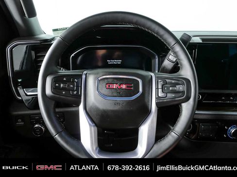 Used 2025 GMC Sierra 1500 Elevation AWD/4WD image 9