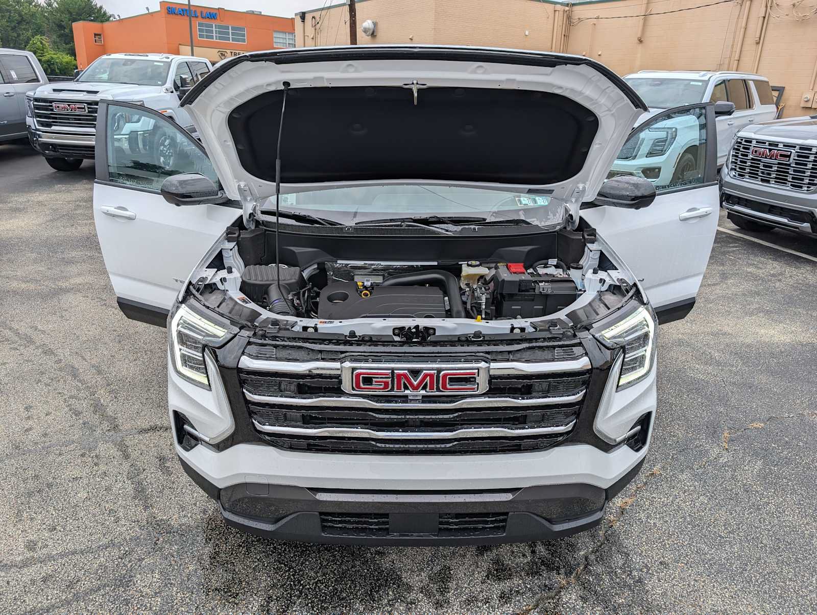 New 2027 GMC Terrain Elevation w/ Technology Package II AWD/4WD image 10