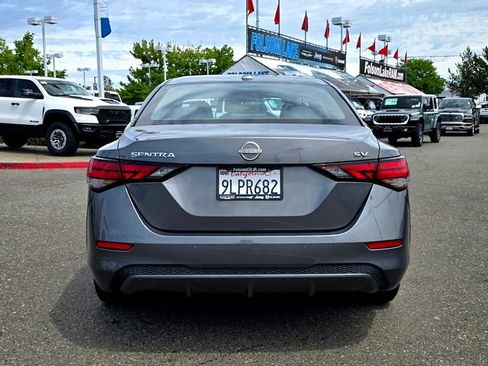 Used 2024 Nissan Sentra SV image 5