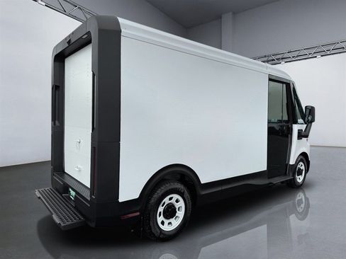 Used 2024 Chevrolet Brightdrop 400 w/ Commercial Equipment Package AWD/4WD image 7