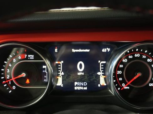 Used 2022 Jeep Wrangler Unlimited Rubicon w/ Cold Weather Group image 14