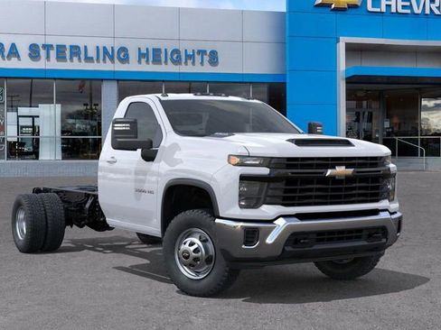 New 2026 Chevrolet Silverado 3500 W/T w/ WT Convenience Package RWD image 7