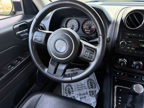 Used 2016 Jeep Patriot Sport w/ Power Value Group FWD image 26