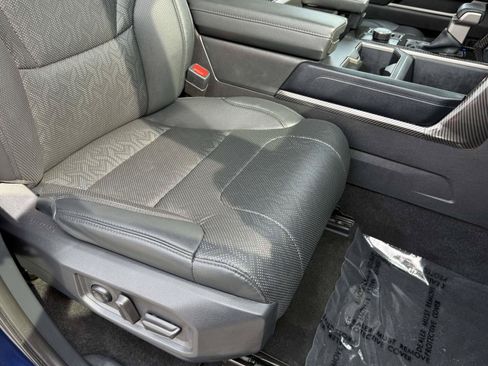 Used 2024 Toyota Tundra SR5 w/ SR5 Premium Package AWD/4WD image 11