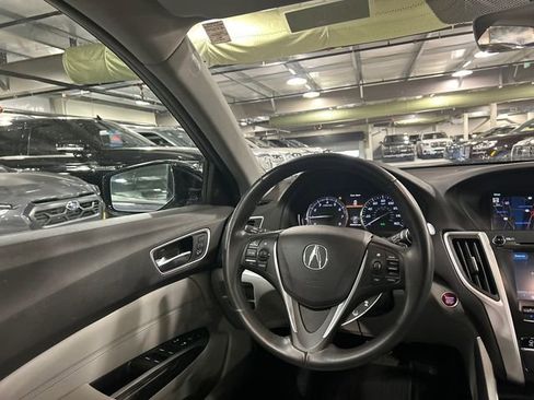 Used 2018 Acura TLX V6 SH-AWD w/ Technology Pkg image 26