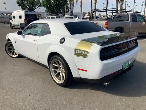 Certified 2023 Dodge Challenger R/T Scat Pack RWD image 5