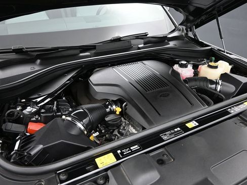 Used 2025 Land Rover Range Rover Sport Autobiography image 11