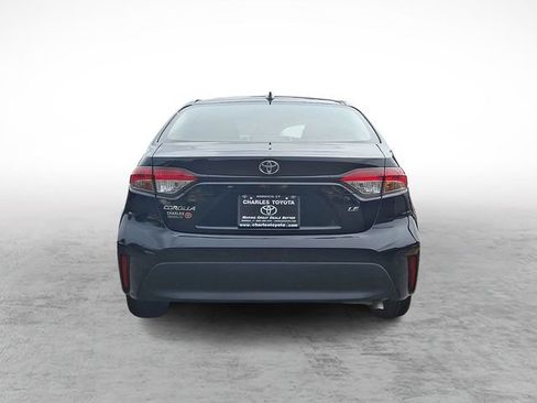 Used 2024 Toyota Corolla LE FWD image 5
