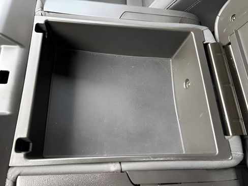 Used 2019 Chevrolet Silverado 1500 LT image 21