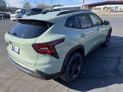 New 2026 Chevrolet Trax ACTIV w/ Sunroof Package image 6