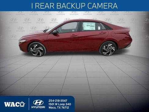 Used 2025 Hyundai Elantra Sport image 10