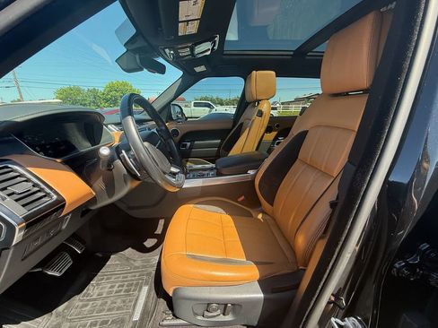 Used 2019 Land Rover Range Rover Sport Supercharged AWD/4WD image 12