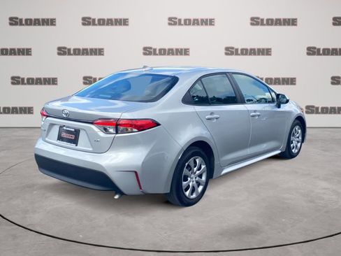 Used 2025 Toyota Corolla LE image 5