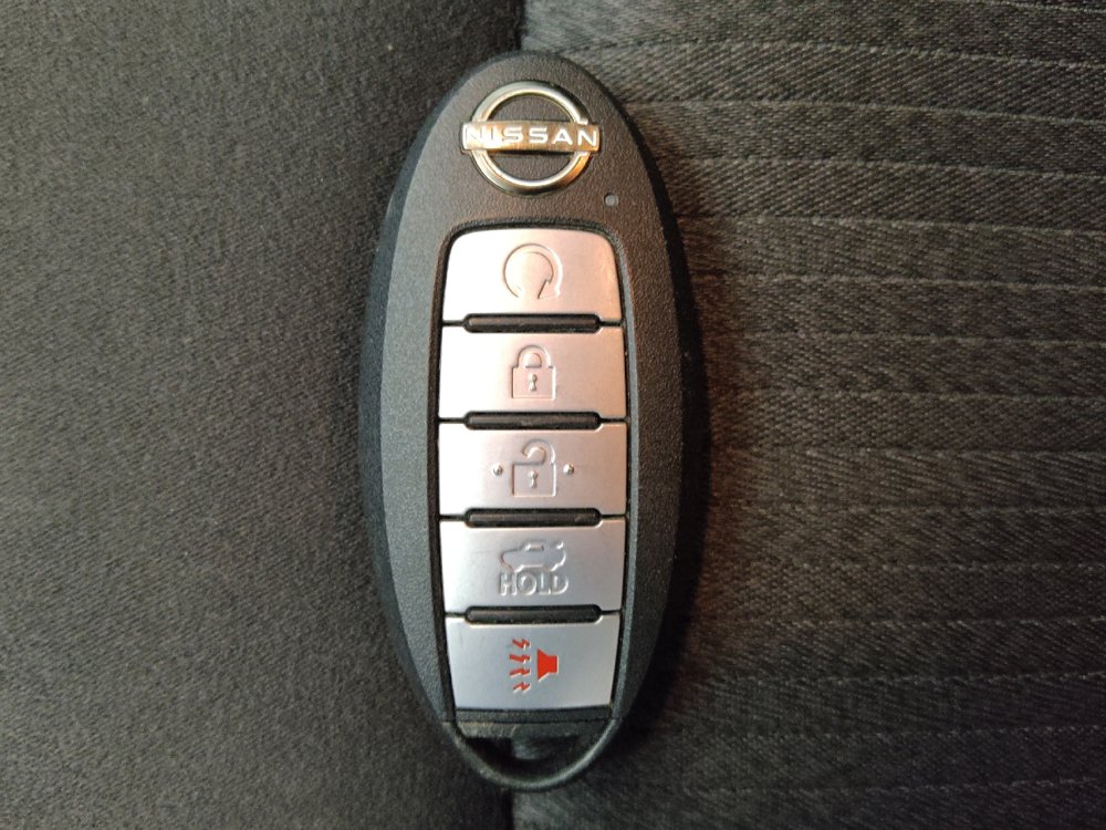 Used 2025 Nissan Altima 2.5 SV FWD image 32